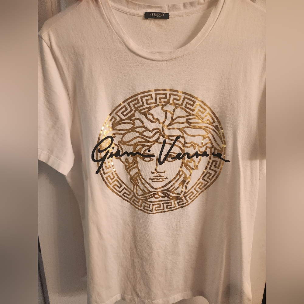 Versace t-shirt